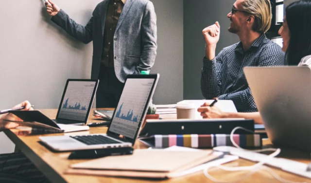 komunikacija-5483-fi